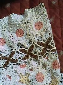 Tovaglia tonda tutta ricamata e traforata Ø 157