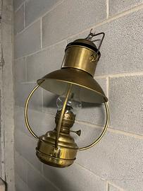 Lanterna. Nave ottone