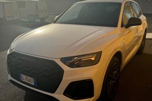 Splendida Audi Q5  – Pronta all’Uso