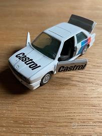 Gama BMW M3 1:43 Castrol