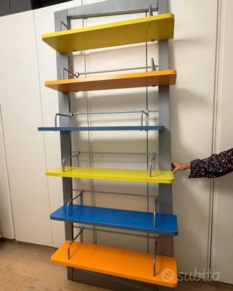 libreria di design a muro
