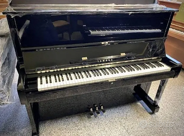 Yamaha U1H pianoforte verticale