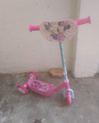 monopattino Minnie 15€