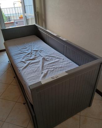 Letto Ikea Hemnes