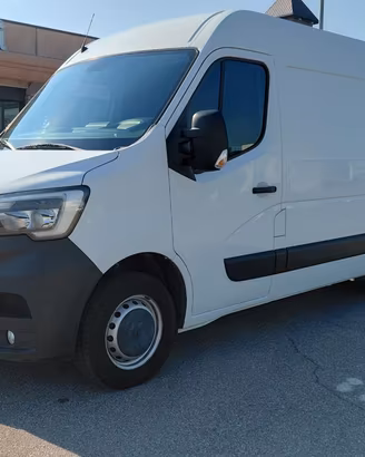 RENAULT Master RENAULT MASTER L2 H2 T35 DCI 135