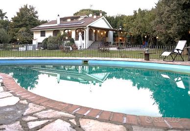 Villa per feste con piscina