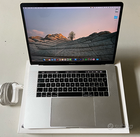 MacBook Pro 15" 2017 - Space Grey