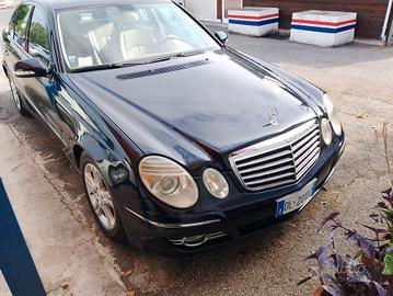 MERCEDES E 220 CDI EVO AVANTGARDE