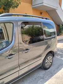 Peugeot partner autocarro 5 posti