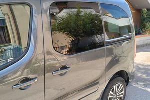 Peugeot partner autocarro 5 posti
