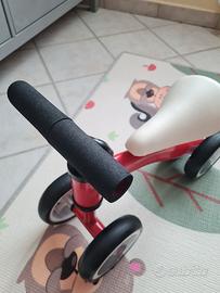 Bicicletta senza pedali, con 4 ruote
