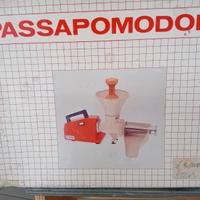 Macchina per passate di pomodoro