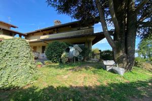 PORZIONE DI BIFAMILIARE A ERBUSCO