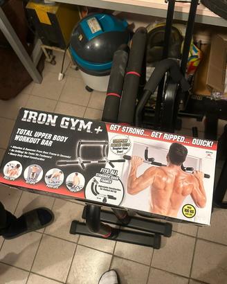 Iron Gym total upper body workout bar