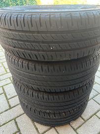 4 gomme estive 175:65:14 82 T sono disponibili
