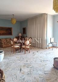 Centralissimo appartamento cod. r14466