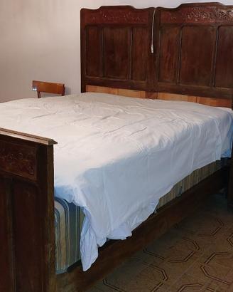 Letto e comodino anni '30