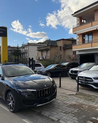 MASERATI Levante V6 Diesel 275 CV AWD Gransport