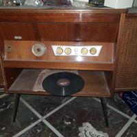 Antiquariato in legno