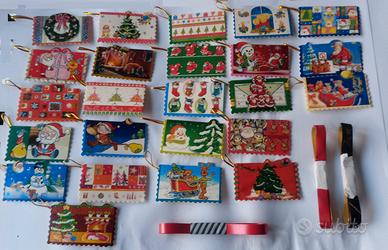 CARTELLINI SEGNAPACCO NATALIZI - 24pz.  + 3 NASTRI