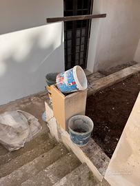 Fioriere e vasca angolare