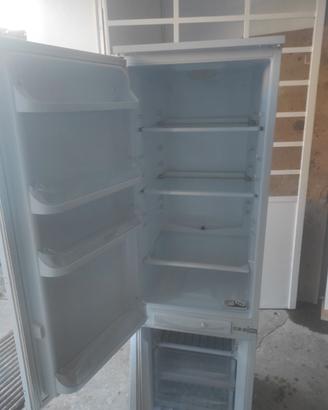 frigorifero incasso Ariston hotpoint