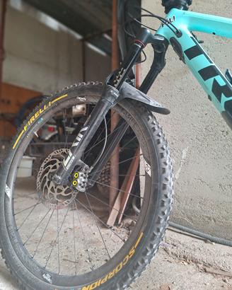 Rockshox lyrik select+ 160mm