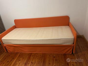 Divano letto singolo con secondo letto estraibile