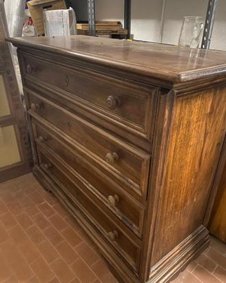 Cassettone stile arte povera con ribaltina