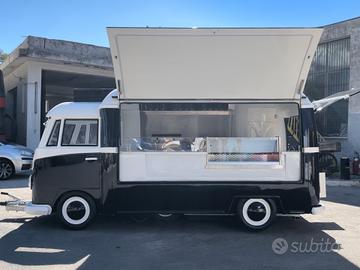 Rimorchio riproduzione camioncino vintage Foodtruc