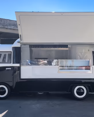 Rimorchio riproduzione camioncino vintage Foodtruc