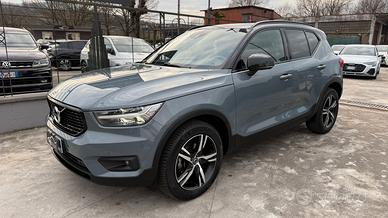 Volvo XC40 D3 R-design