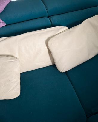 Cuscini pelle divano