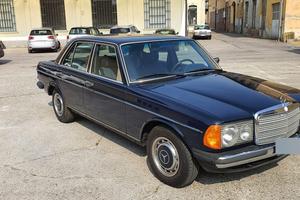 mercedes 200 w123