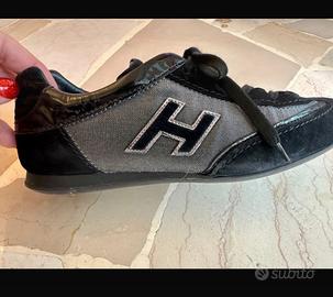 Hogan stringate di camoscio nero e argento