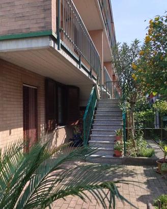 Villa di 240 m² con 4 locali a None