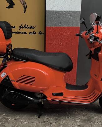 Piaggio Vespa 300 GTS hpe