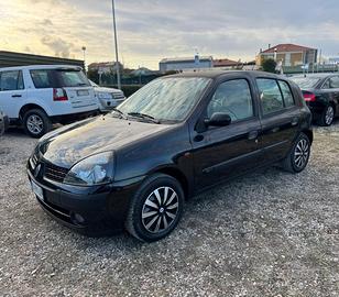 Renault Clio 1.2 16V cat 5 porte Privilège