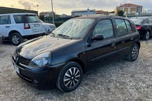 Renault Clio 1.2 16V cat 5 porte Privilège
