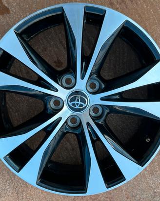 Cerchi in lega 18 pollici originali Toyota RAV4