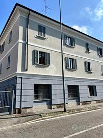 2 LOCALI A VILLASANTA