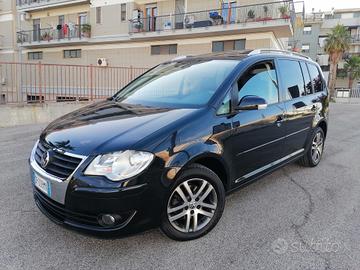 Volkswagen Touran 1.9 TDI 105CV 7 POSTI GANCIO TRA