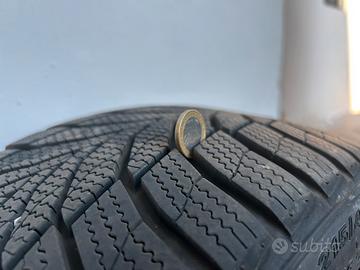 N. 2 copertoni invernali