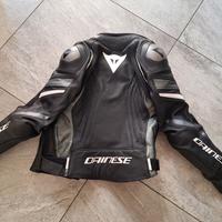 GIUBBOTTO IN PELLE MOTO -Modello donna- Dainese