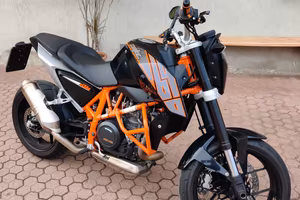 KTM 690 Duke