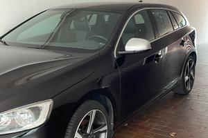 Volvo V60 R-design