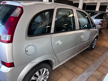 OPEL Meriva 1.7 CDTI 101CV Cosmo
