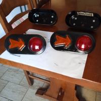 fanali posteriori con frecce  anni 40/50