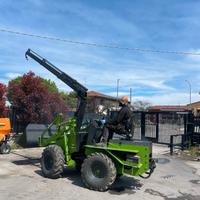 P117 Minipala 35 q.li snodata con gru e pala