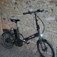 Bici elettrica pieghevole